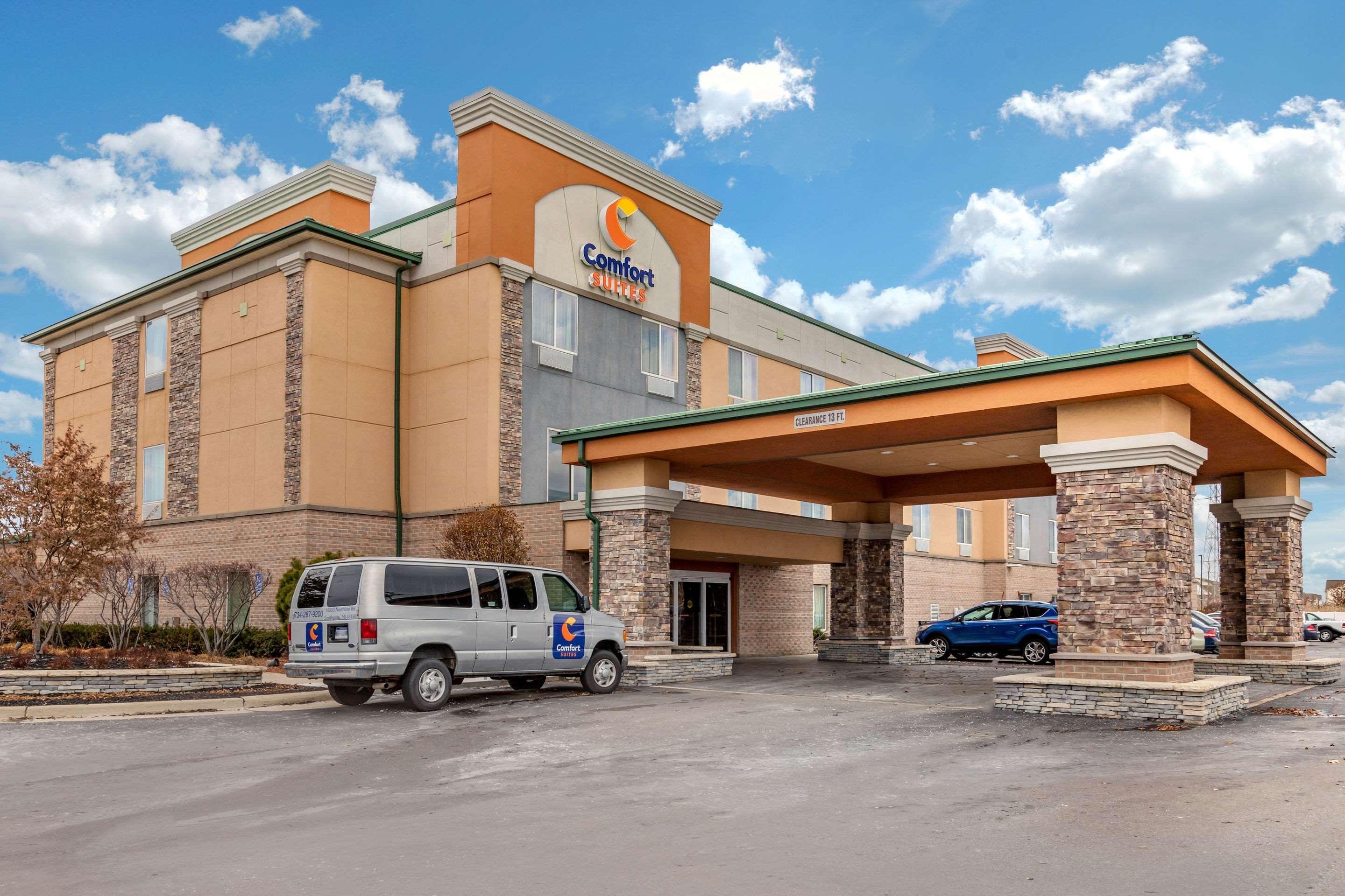 Comfort Suites Southgate-Detroit Eksteriør bilde